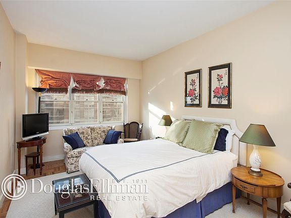 5th image of 205 E 63rd St APT 12F
