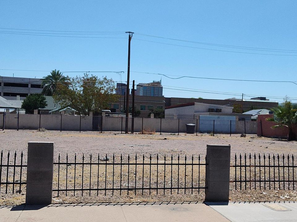 2nd image of 121 N 10TH Avenue #19