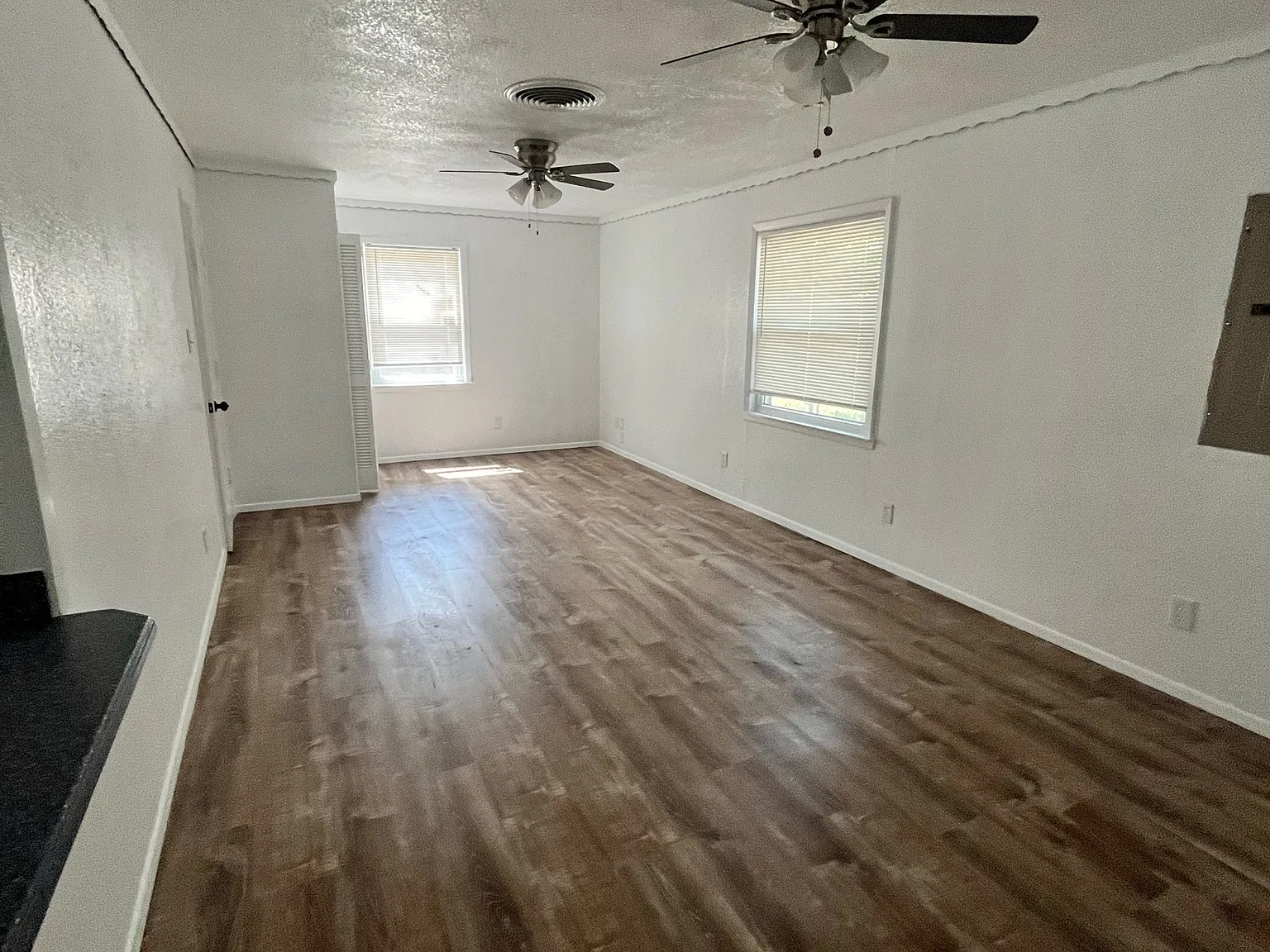 110 Leighton Drive - 1 — Photo 4