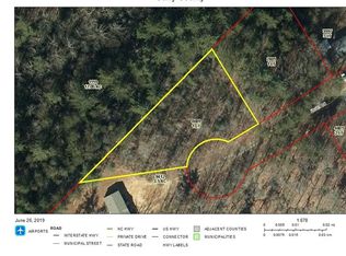 Fisher Dr, Mount Airy, NC 27030