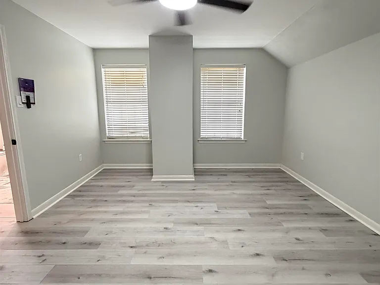 7931 Bayou Fountain Ave — Photo 12