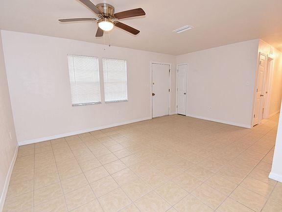 4th image of 2035 NW 33rd Ave