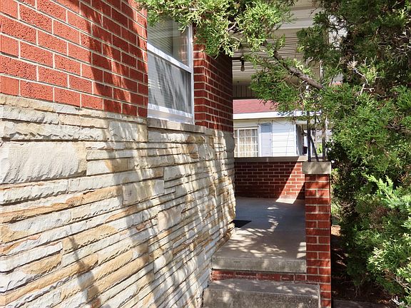 2nd image of 126 18th St