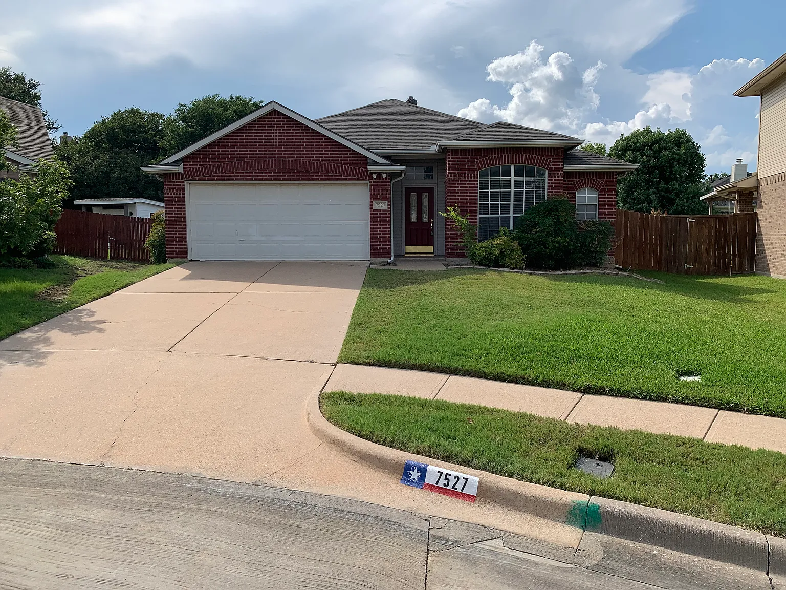 7527 Vista Ridge Ln — Photo 3