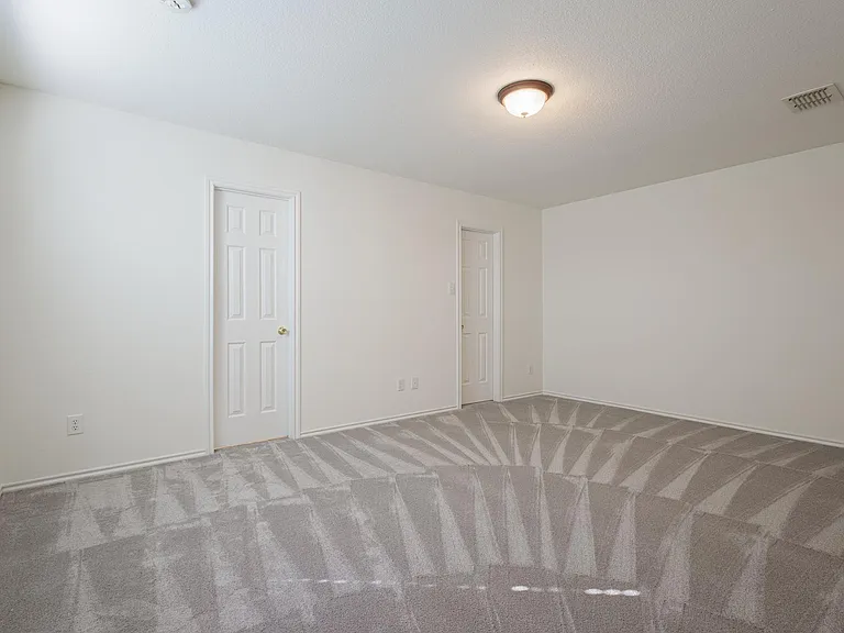 3901 Kathryn Way — Photo 13