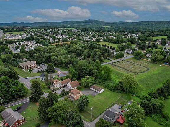 5th image of 4338 Freemansburg Ave
