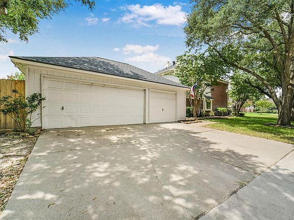 4th image of 310 Gatemere Ct