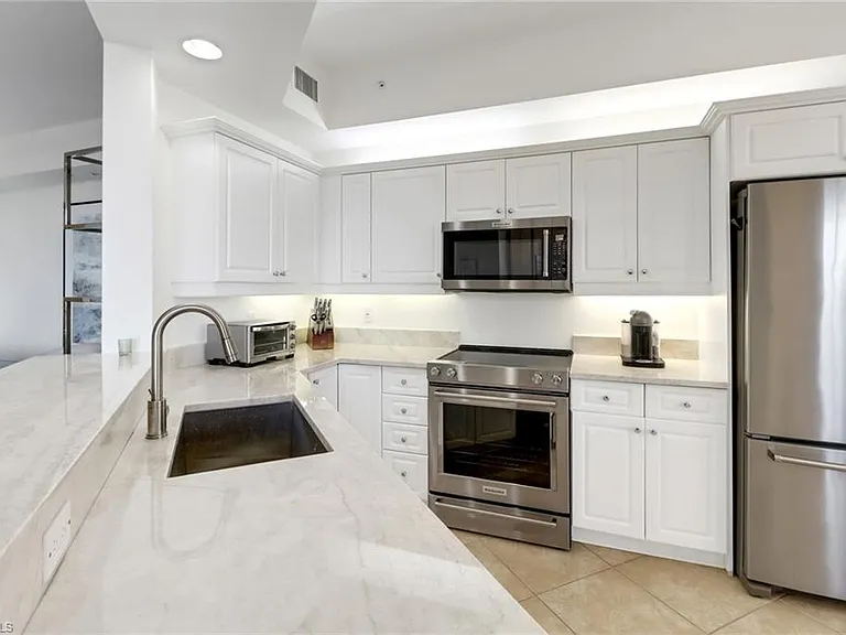 450 Bayfront Pl #4206 — Photo 7