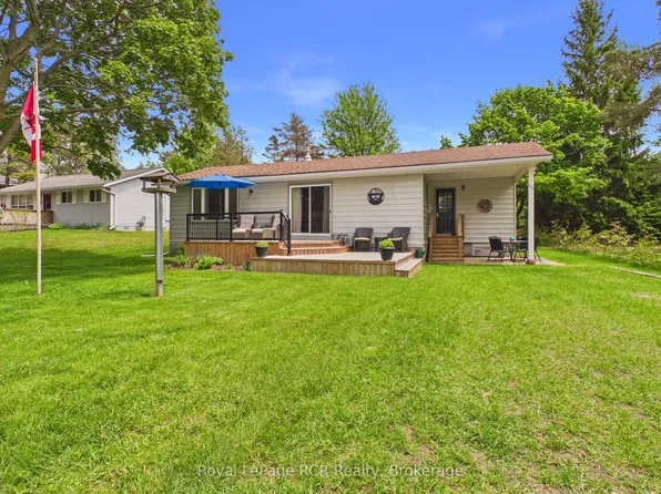 69 Smith Ln, Huron Kinloss, ON N2Z 0B3
