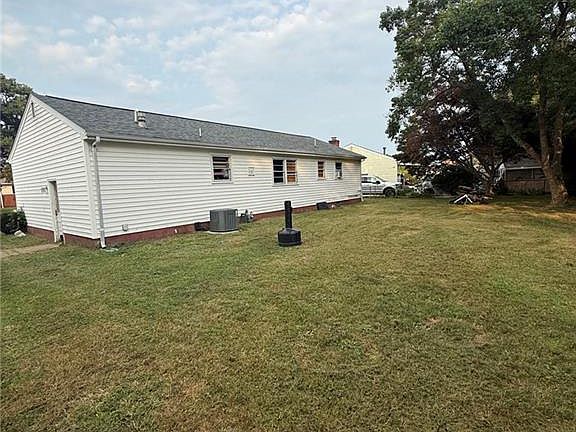 5th image of 8019 Arrowwood Ct
