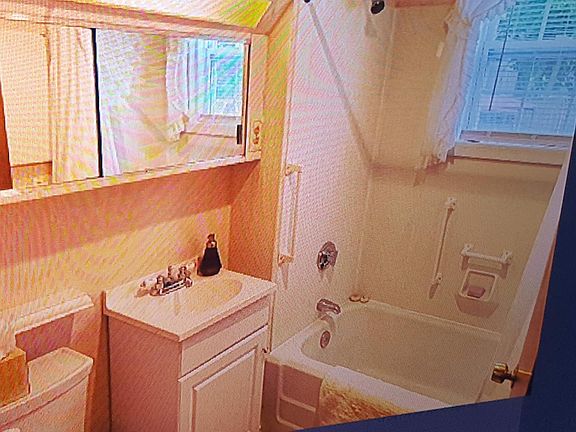 Plenty of storage in kitchen cabinets