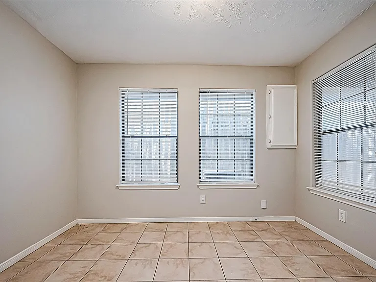10043 Morocco Rd — Photo 20