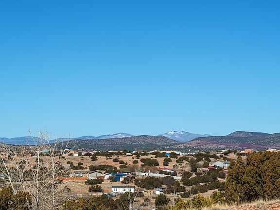 3rd image of 35 S Paseo De Angel