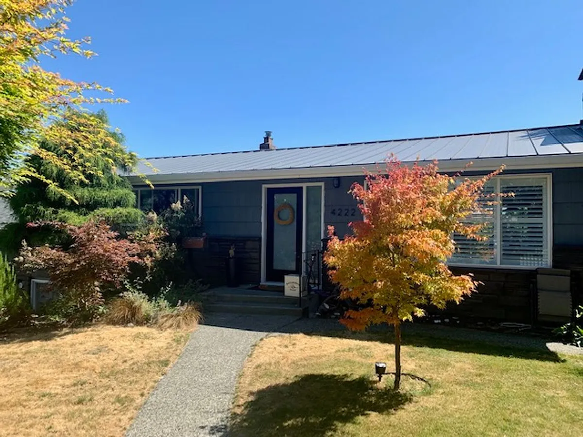 Building Photo - 4222 29th Ave W