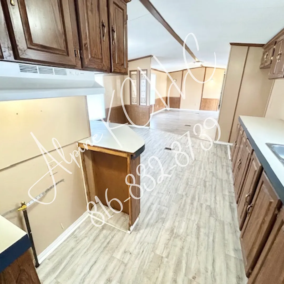 3 bed, 975 sqft, $1,150 — Photo 2
