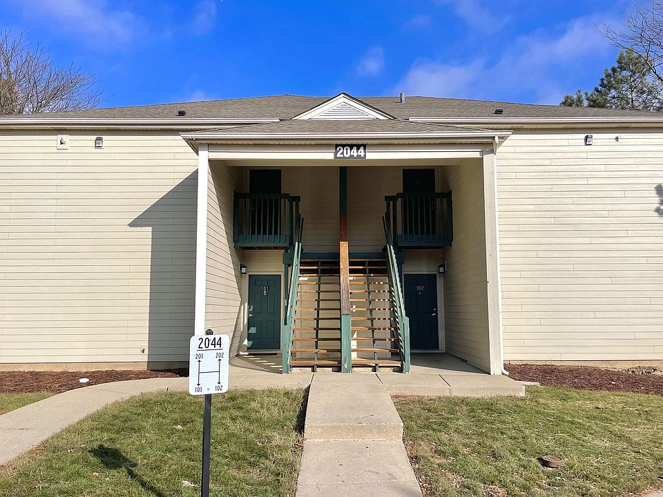 Fox Pointe Apartments In Aurora Illinois