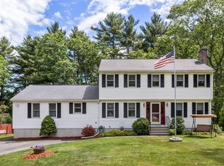 1118 Chandler St, Tewksbury, MA 01876