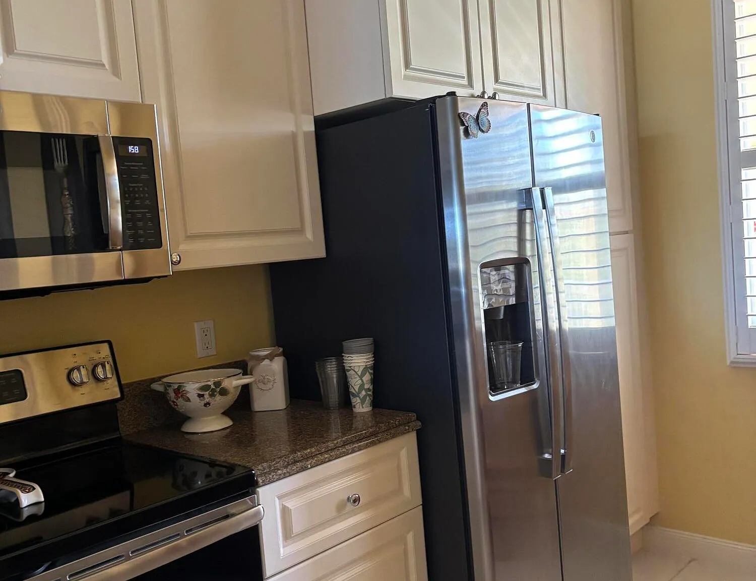 2 bed, 2.0 bath, 1989 sqft, $5,000 — Photo 4