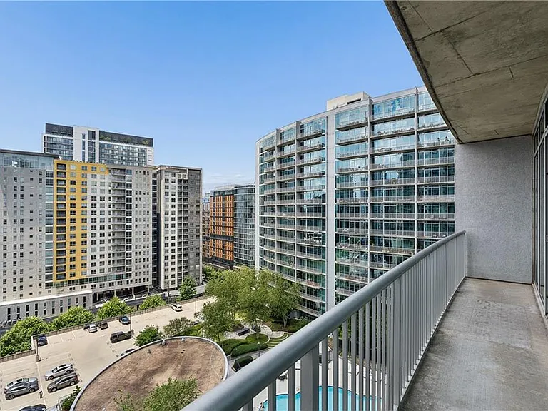 950 W Peachtree St NW #1413 — Photo 17