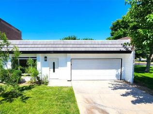 3581 Blackstone St, Las Vegas, NV 89121