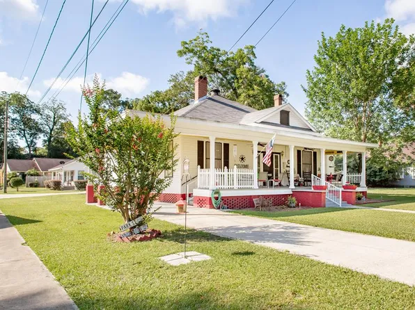 407 Park St, Blackshear, GA 31516