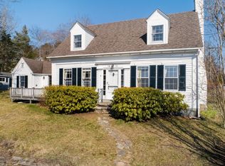 8 Williams St, Boothbay Harbor, ME 04538