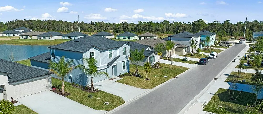12231 Amber Waves Rd — Photo 2