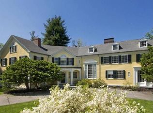 59 Highland St, Milton, MA 02186