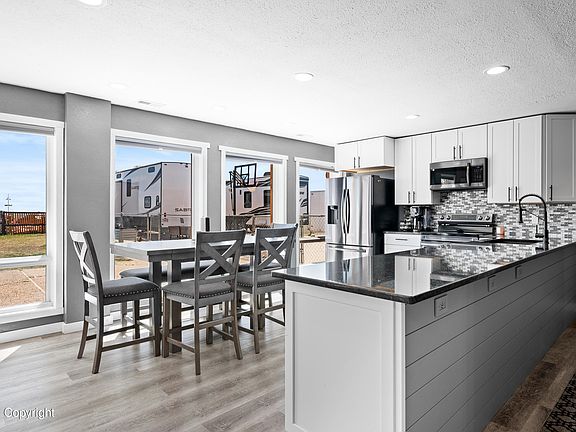 4th image of 344 Cook Rd