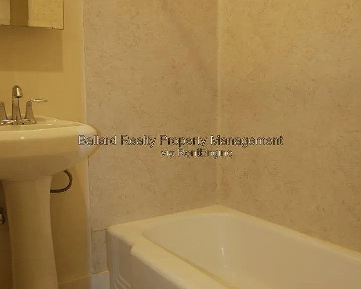 9030 Greenwood Ave N #111 — Photo 13