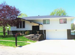 2301 Collins St, Sioux City, IA 51103