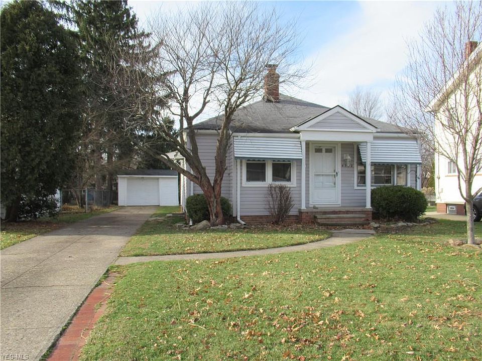 1st image of 4322 W 226th St