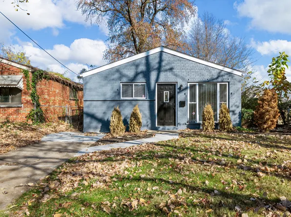 3021 Henrietta St, Saint Louis, MO 63104