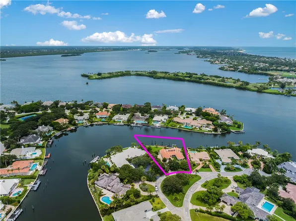 204 Spinnaker Dr, Vero Beach, FL 32963