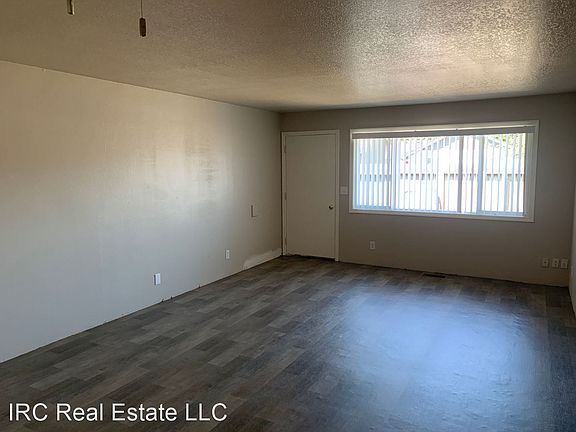5th image of 572 17th St SE #10390007