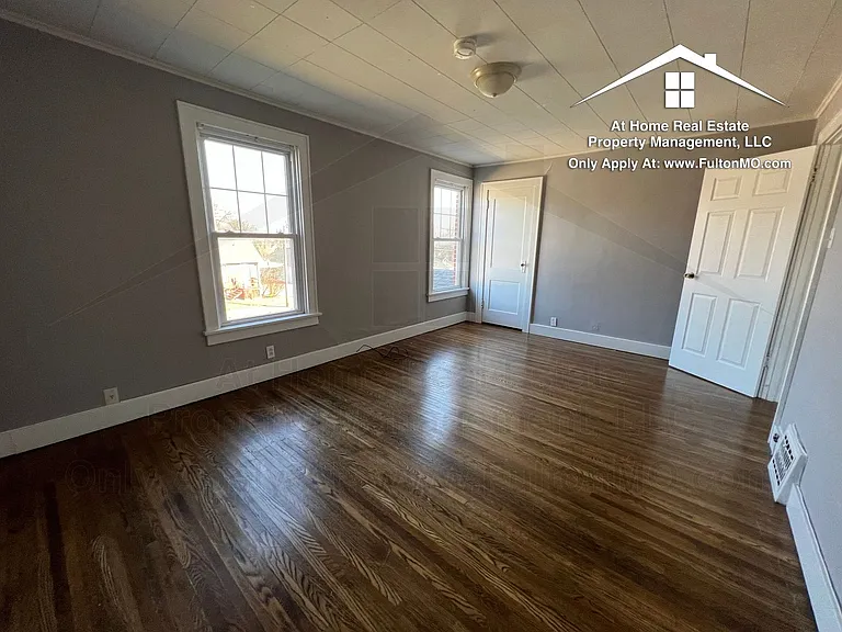 837 Nichols St — Photo 17