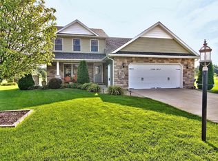 835 Daisy Cir NE, Demotte, IN 46310