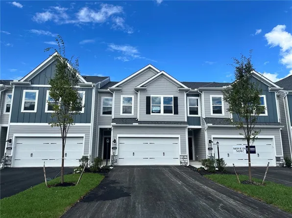 158 River Ridge Dr, Moon/crescent Township, PA 15108