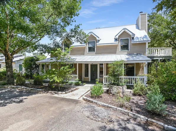 201 Sundown Ln, Wimberley, TX 78676