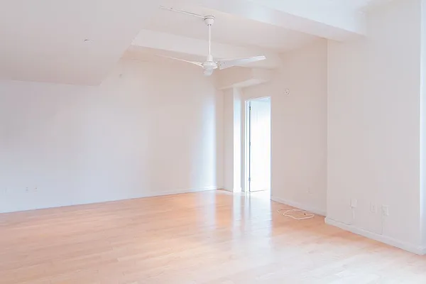 Rented by New York Residence | media 18