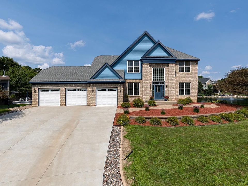 1st image of 17168 Bainbridge Dr