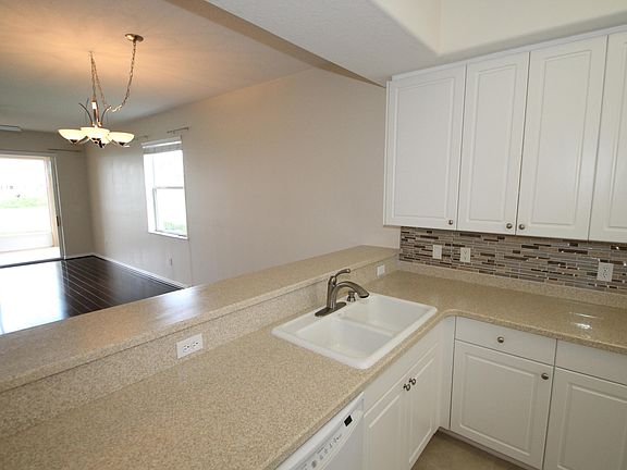 3rd image of 6858 Toland Dr APT 108