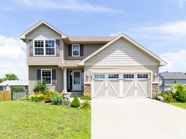 921 NW Calista Dr, Grimes, IA 50111