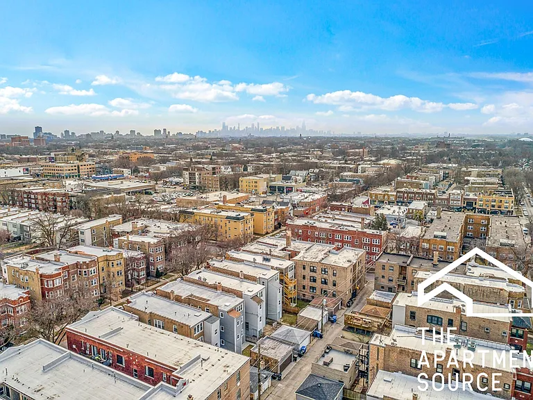 2612 W Gunnison St #2R — Photo 10