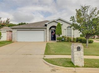 6001 Alta Verde Ct, Arlington, TX 76017