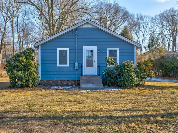 2255 Foxon Road, North Branford, CT 06471