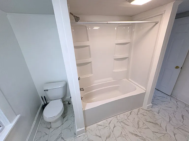 41 N Lancaster St — Photo 15