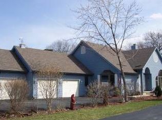 1587 Sunnyslope Dr, Crown Point, IN 46307