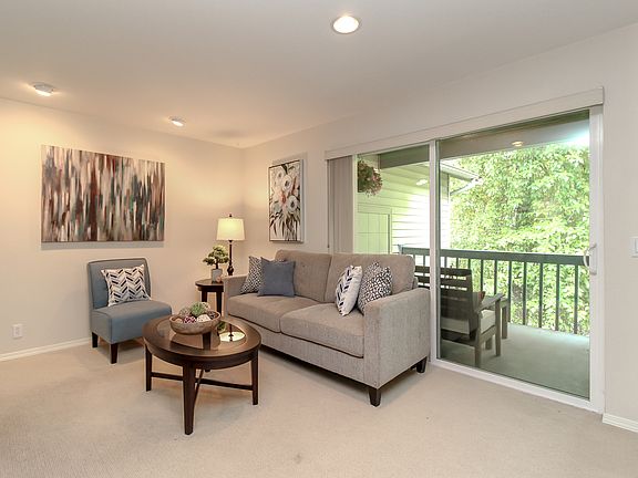 3rd image of 2721 NE 195th St APT 6