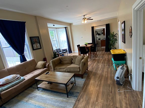 5th image of 1546 N Campbell Ave Unit 2